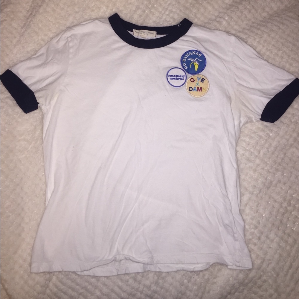 White t shirt with patches