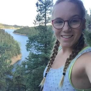 Meet your Posher, Dani