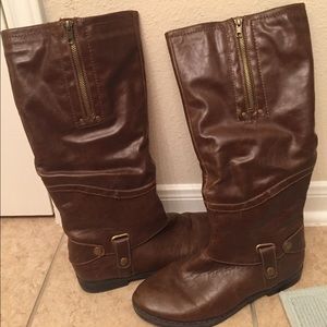 Riding boots