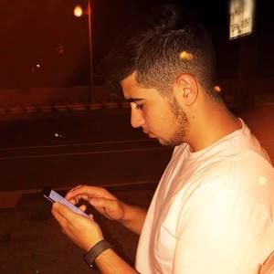 Meet your Posher, Amir al
