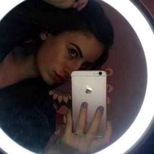 Meet your Posher, Shawna