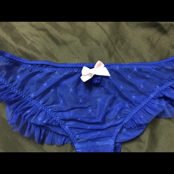 Agent provocateur bra and panty set blue star love
