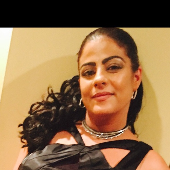 Meet your Posher, Melissa - Picture 1 of 1