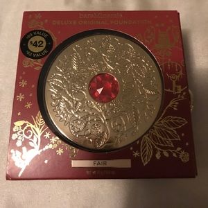 Unopened--BareMinerals Deluxe Original Foundation