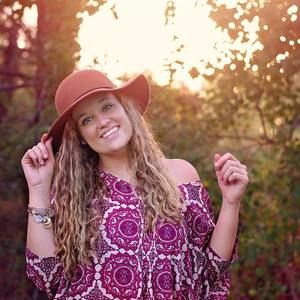 Meet your Posher, Megan