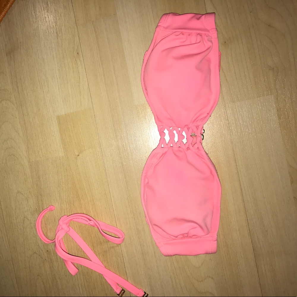 strapless bikini top