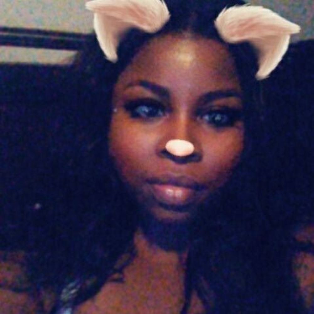 Meet your Posher, Mika