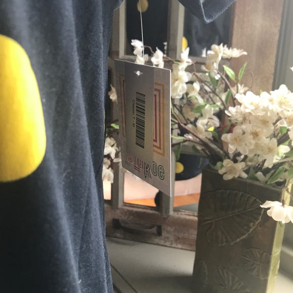 🌸 LULAROE MATCHING SET 🌸 - Picture 3 of 5