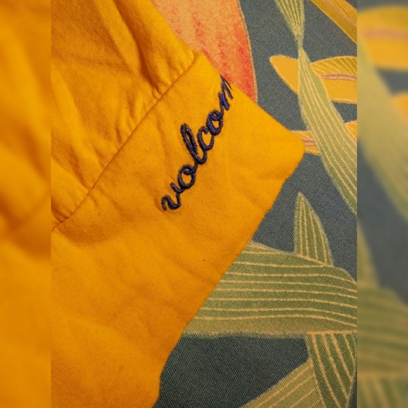 Yellow Volcom thick strap tank top - Picture 2 of 4