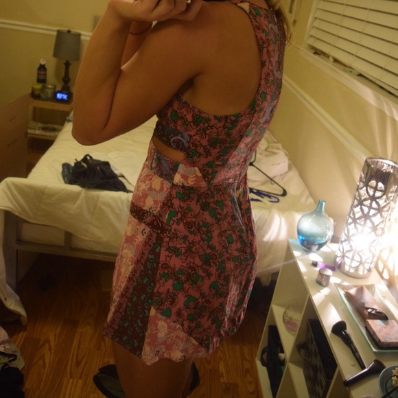 LF dress - Picture 3 of 3