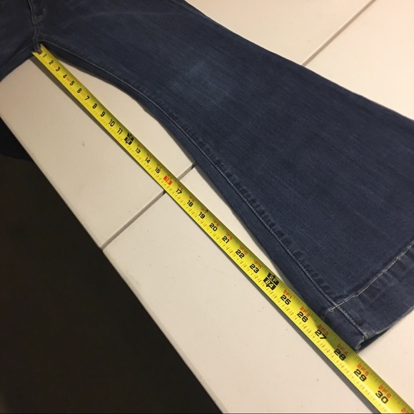 HUDSON Ferris Flared Jeans - Picture 6 of 7