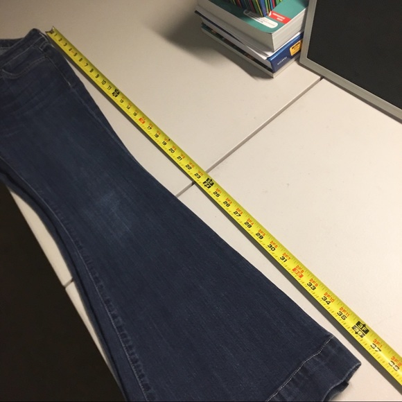 HUDSON Ferris Flared Jeans - Picture 7 of 7