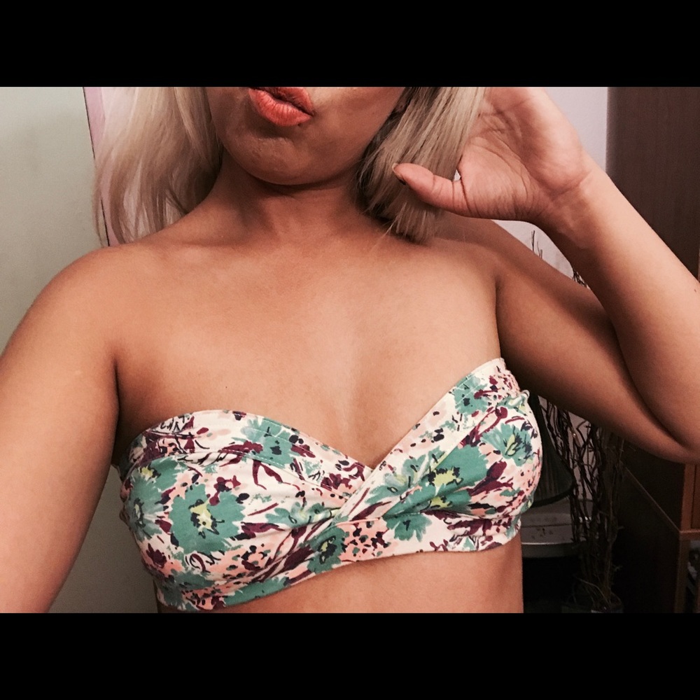 Forever 21 Tropical Bandeau Crop Top