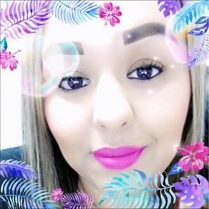 Meet your Posher, Melissa