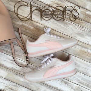 Baby Soft Pink Pumas