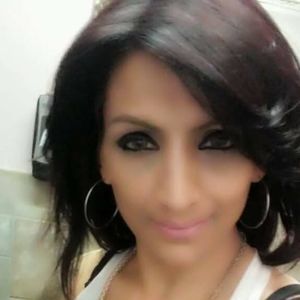 Meet your Posher, Zehra