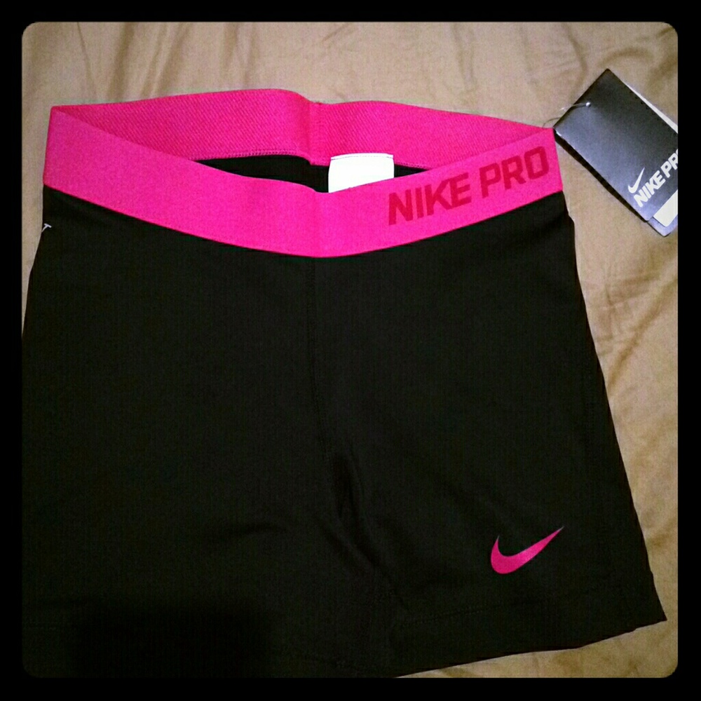 Brand New Nike Womens Pro Shorts Dri Fit