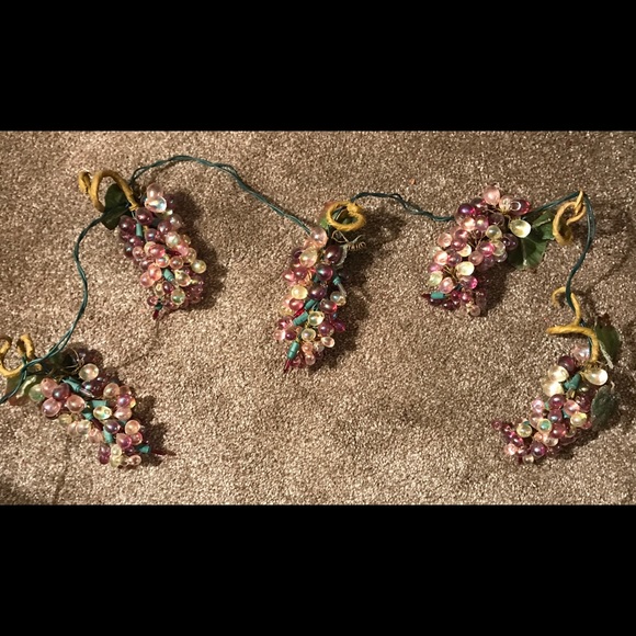 🌸 Grape String Lights - Picture 2 of 2