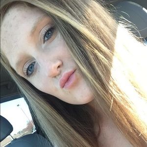 Meet your Posher, Cassie