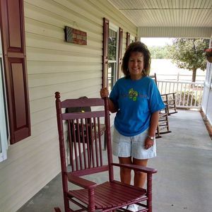 Meet your Posher, Beth