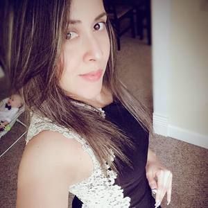 Meet your Posher, Cecilia