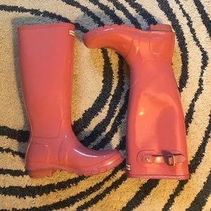 Hunter pink rain boots size 10