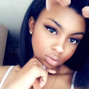 Meet your Posher, Ali