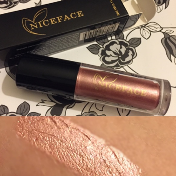 Rose Gold Long Wear Metallic Matte Liquid Lipstick - Picture 2 of 2