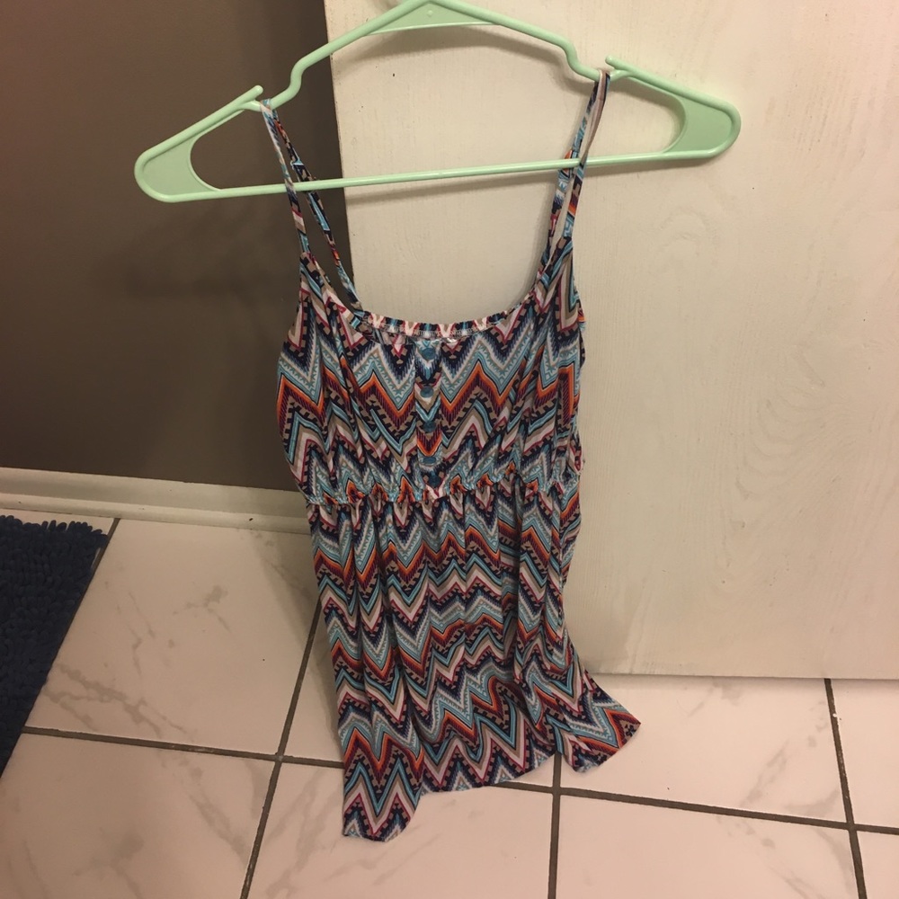 Medium. Beach cover up. I wear it like a dress.
