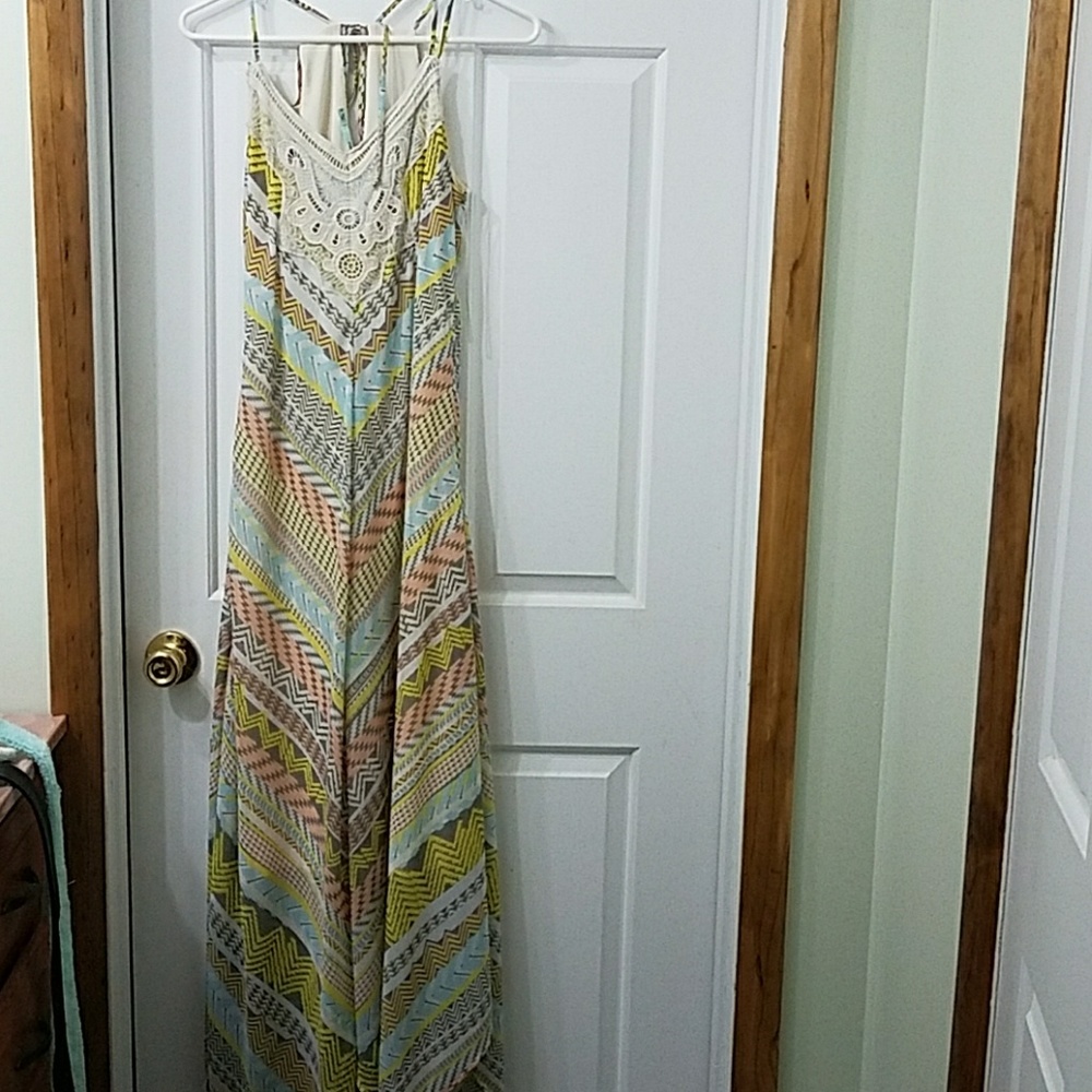 Dress of pastel colors
