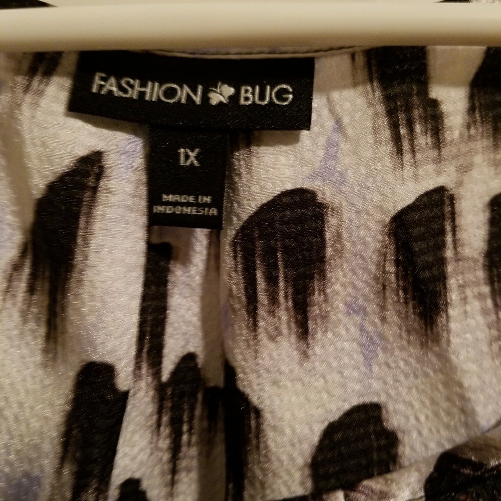 FASHION BUG BLOUSE - Picture 4 of 7
