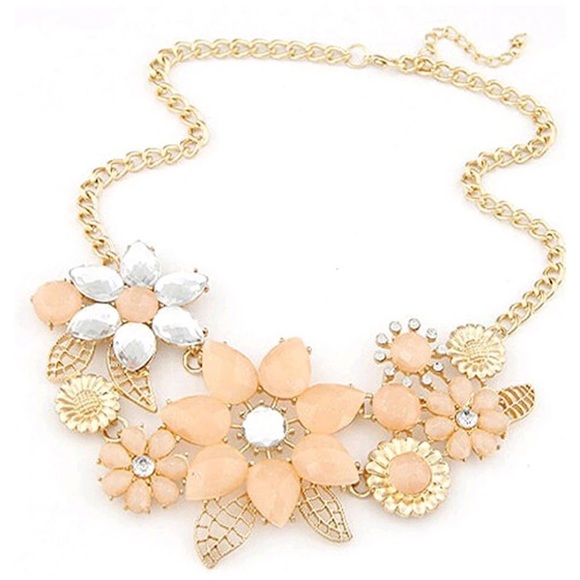 jmeyersray Jewelry - Peach Kiss Statement Necklace ❤️