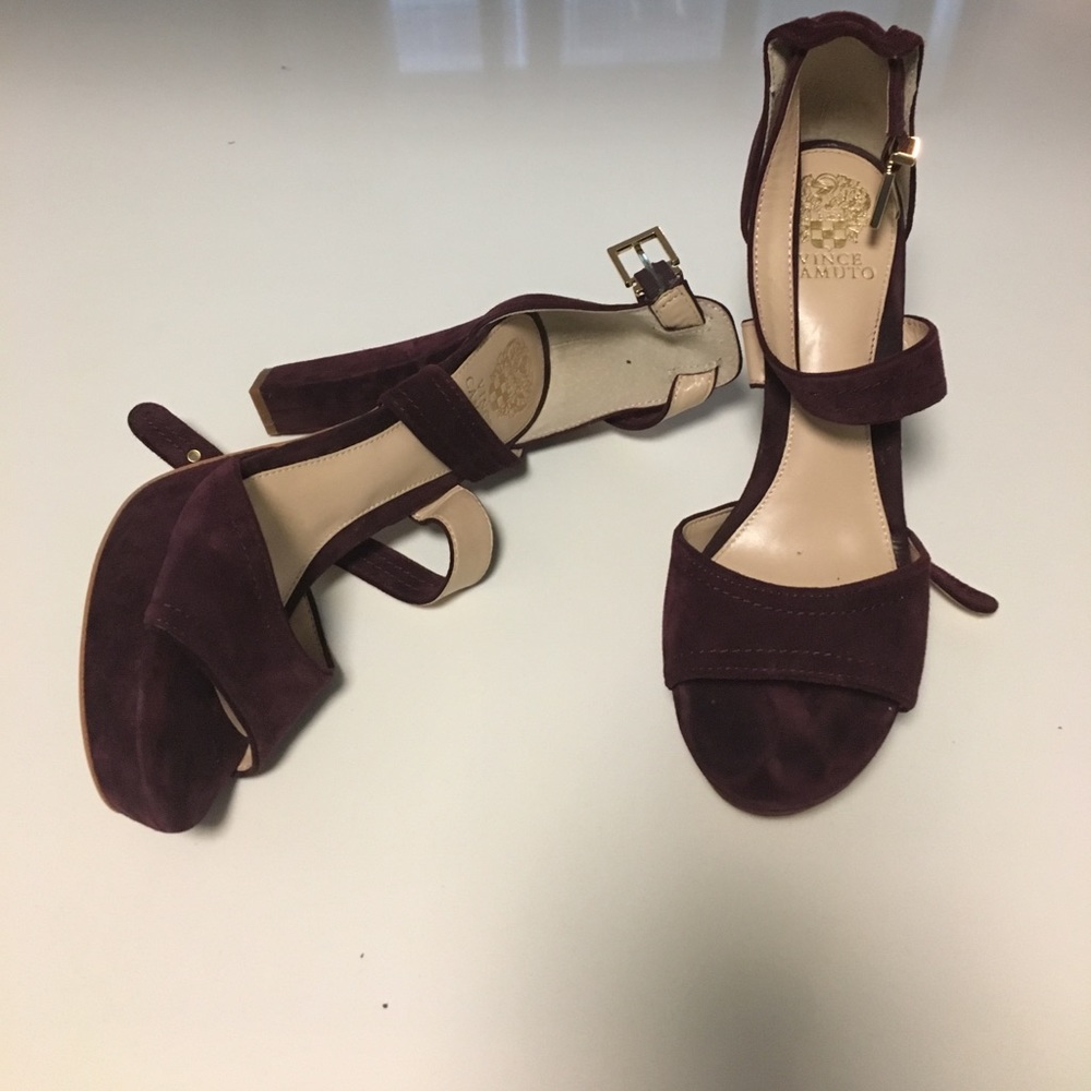 Vince Camuto Size 10 heels