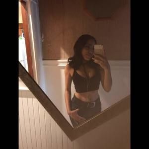 Meet your Posher, Yamileth