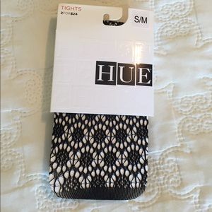 New HUE black circle net tights