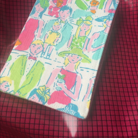 Lilly Pulitzer Accessories - Lilly Pulitzer print passport holder