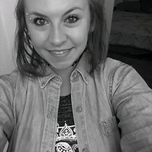 Meet your Posher, Amanda