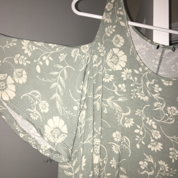 Dress - Picture 4 of 5