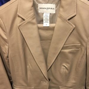 Ladies pant suit