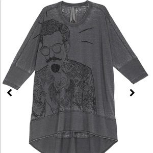 Melissa McCarthy Seven7 TATTOO MAN DOLMAN TOP
