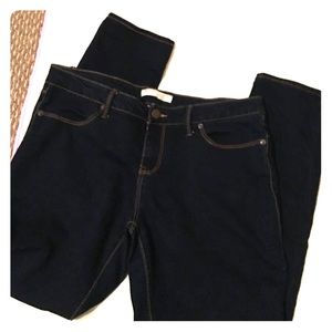 Dark denim skinny jean