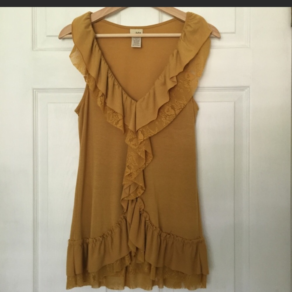 Mustard yellow top
