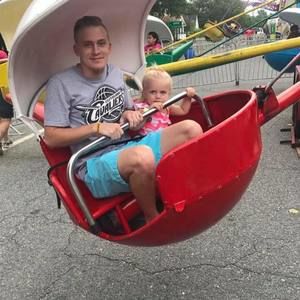 Meet your Posher, Jonathan