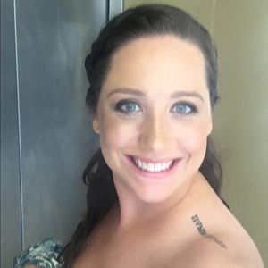 Meet your Posher, Christie