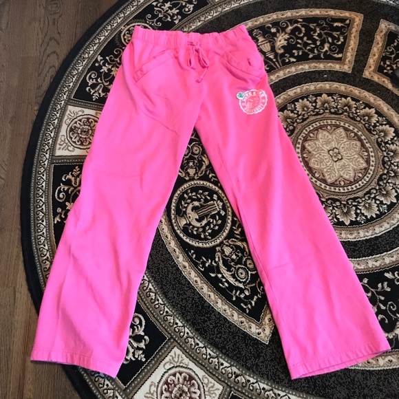 Pink - Picture 2 of 3