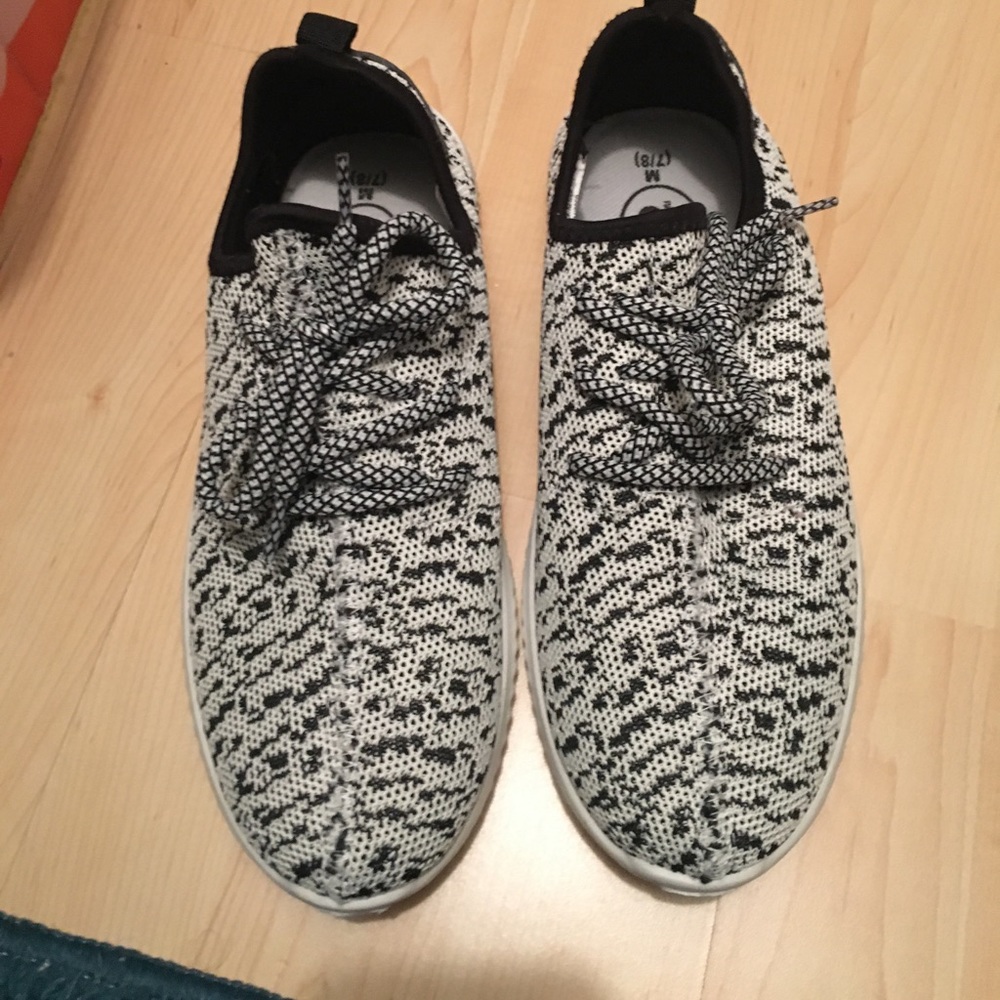 Black & White Fly Knit Sneakers