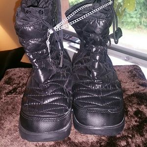 The north face thermoball booties