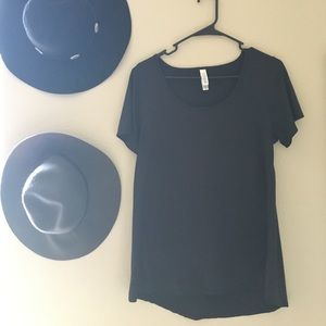 Lularoe Classic Tee
