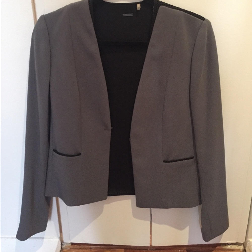 Elie Tahari Suit