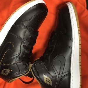 Air Jordan 1 BG